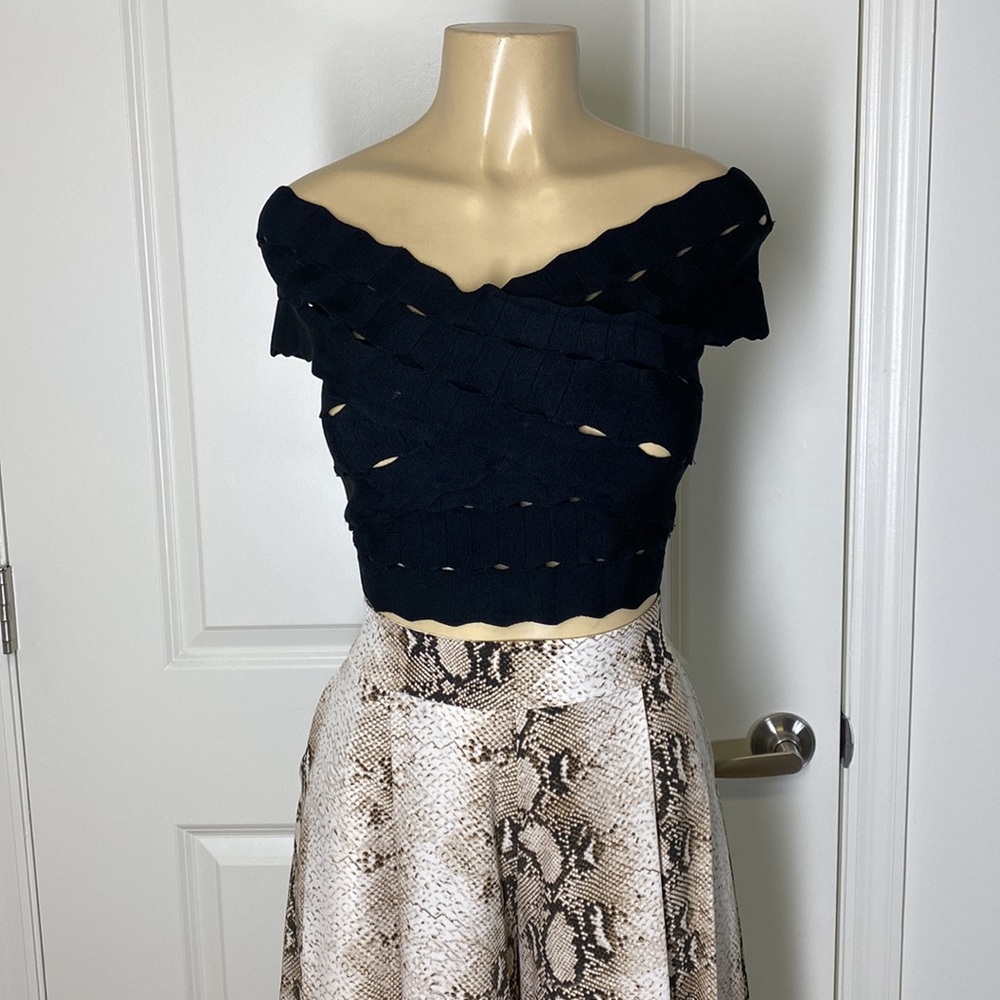 2 Pcs Unique Set, Size M/L - image 2